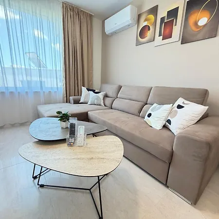 Sea Front 5 * Kraymorie